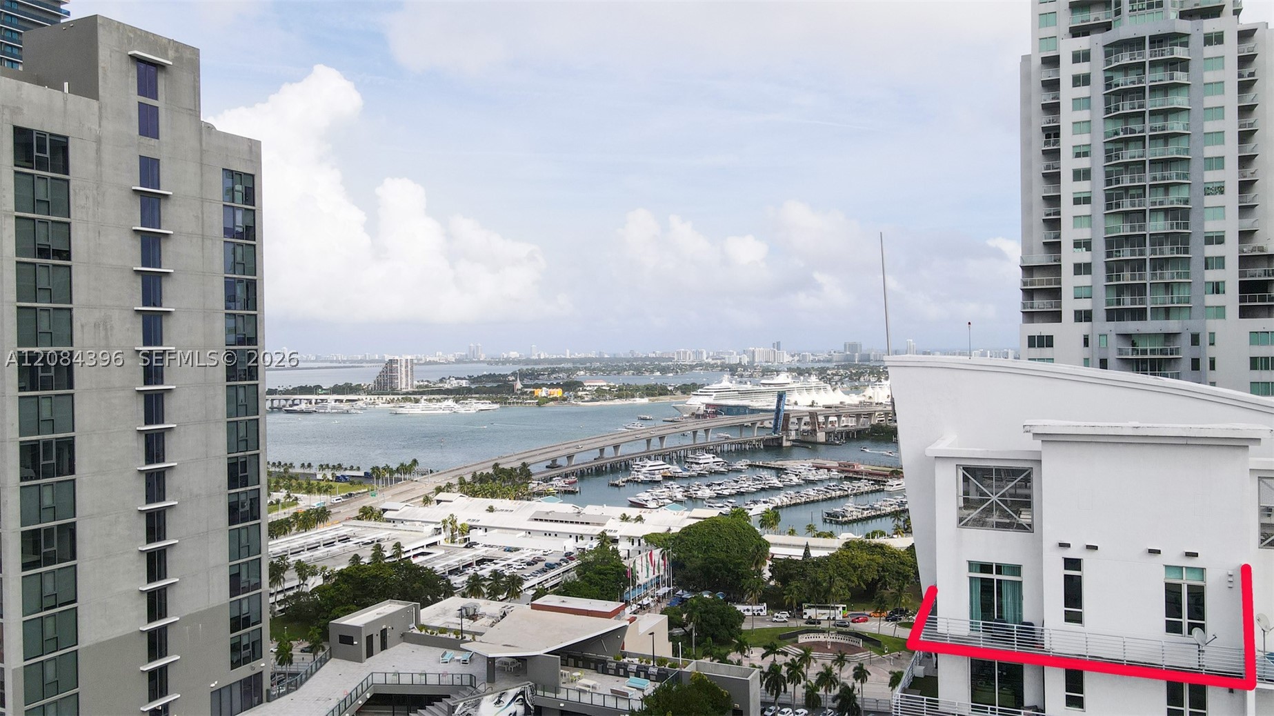 234 NE 3rd St #UPH01, Miami FL 33132