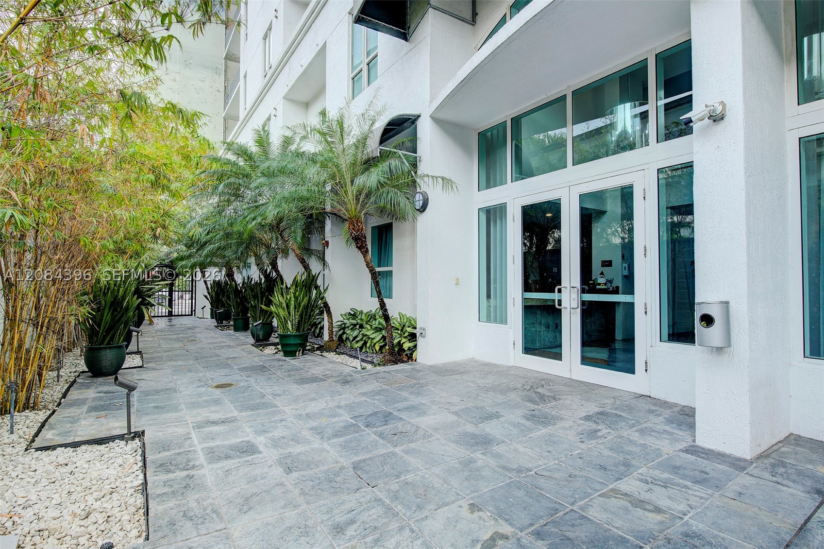 234 NE 3rd St #UPH01, Miami FL 33132