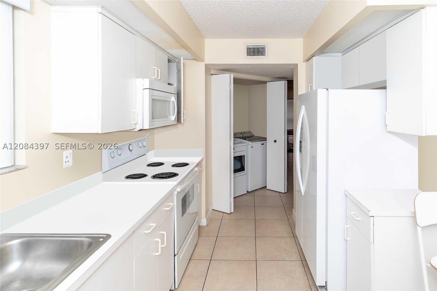 2220 SE 27th Dr #205-B, Homestead FL 33035