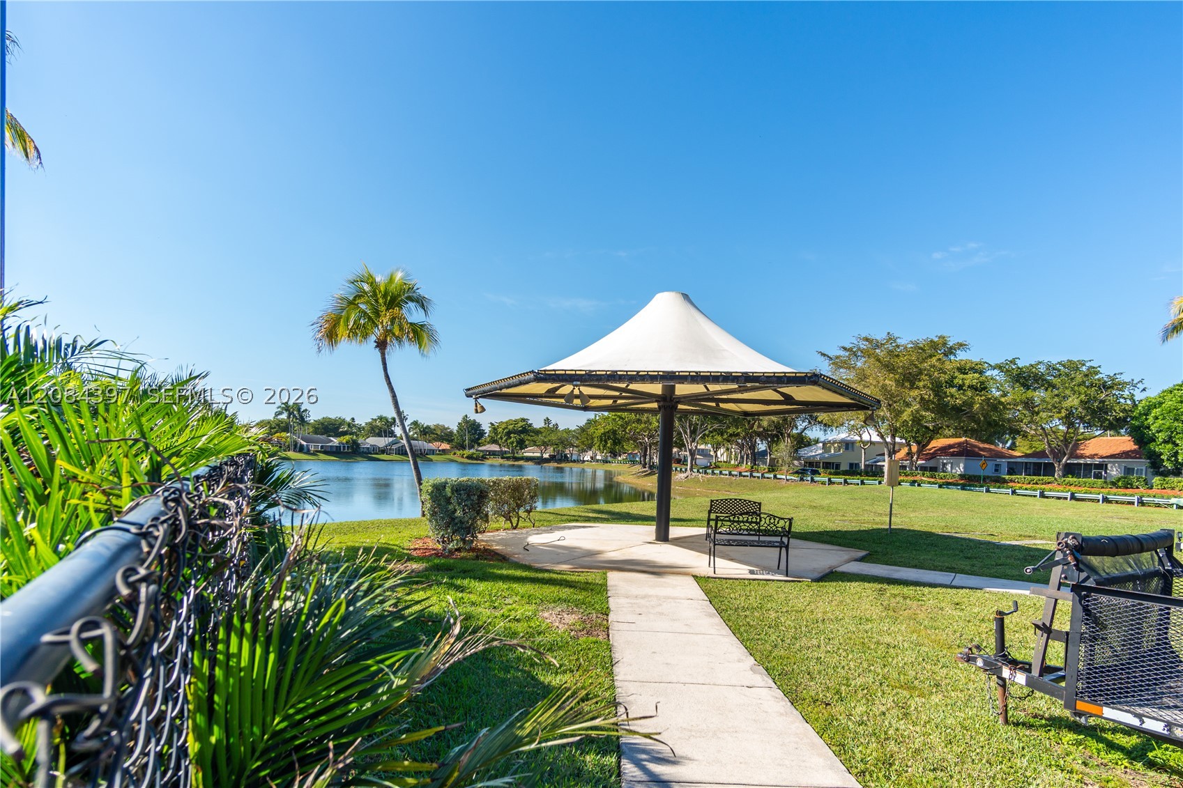 2220 SE 27th Dr #205-B, Homestead FL 33035