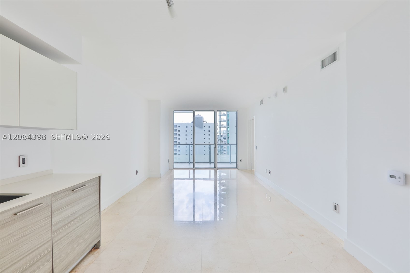 1300 Brickell Bay Dr #1206, Miami FL 33131