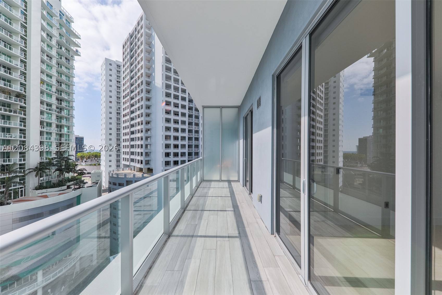 1300 Brickell Bay Dr #1206, Miami FL 33131