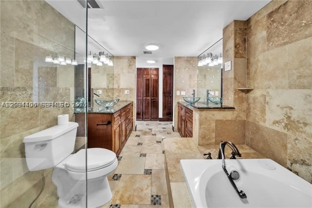 4000 NE 168th St #PH1A, North Miami Beach FL 33160