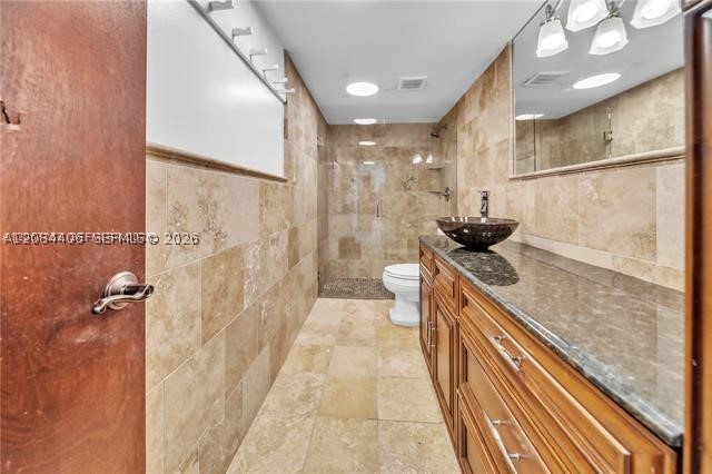 4000 NE 168th St #PH1A, North Miami Beach FL 33160