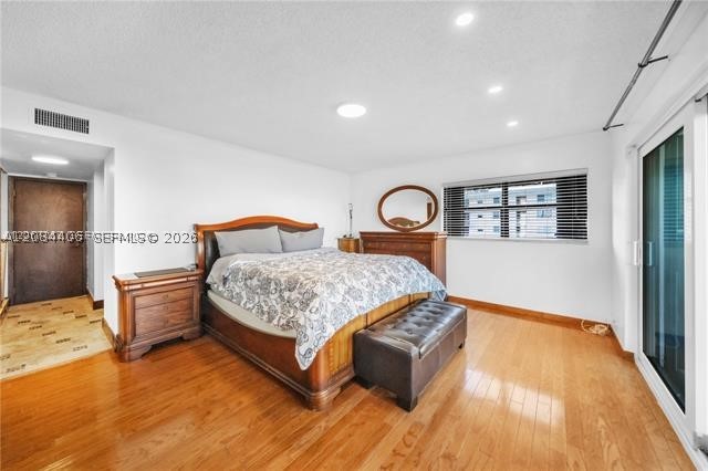 4000 NE 168th St #PH1A, North Miami Beach FL 33160