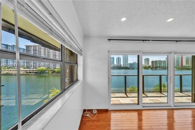 4000 NE 168th St #PH1A, North Miami Beach FL 33160
