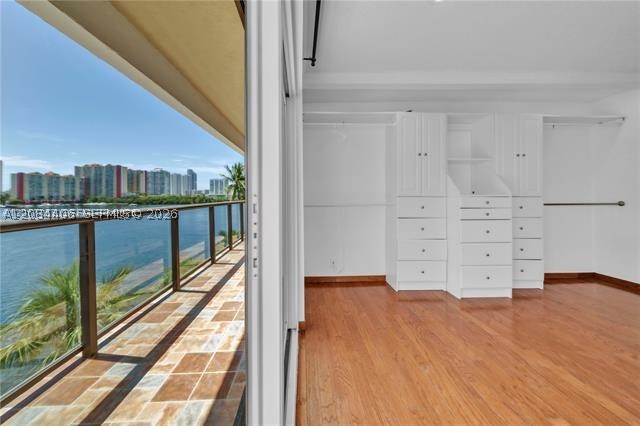 4000 NE 168th St #PH1A, North Miami Beach FL 33160