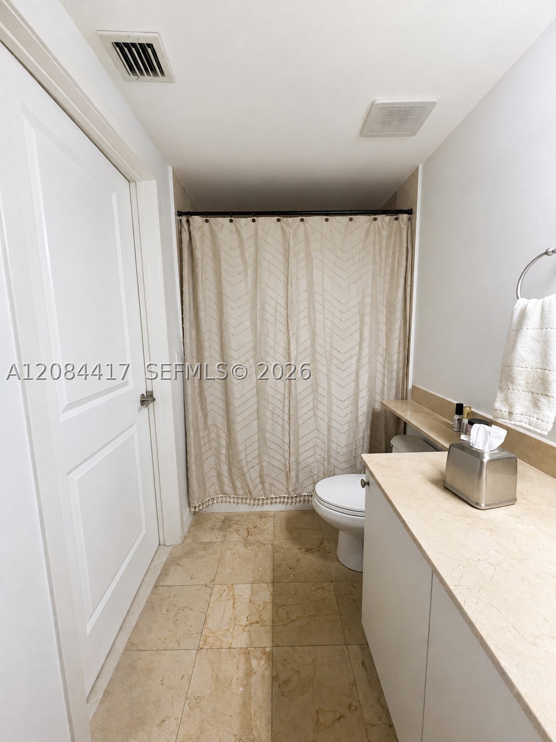 170 SE 14th St #2007, Miami FL 33131