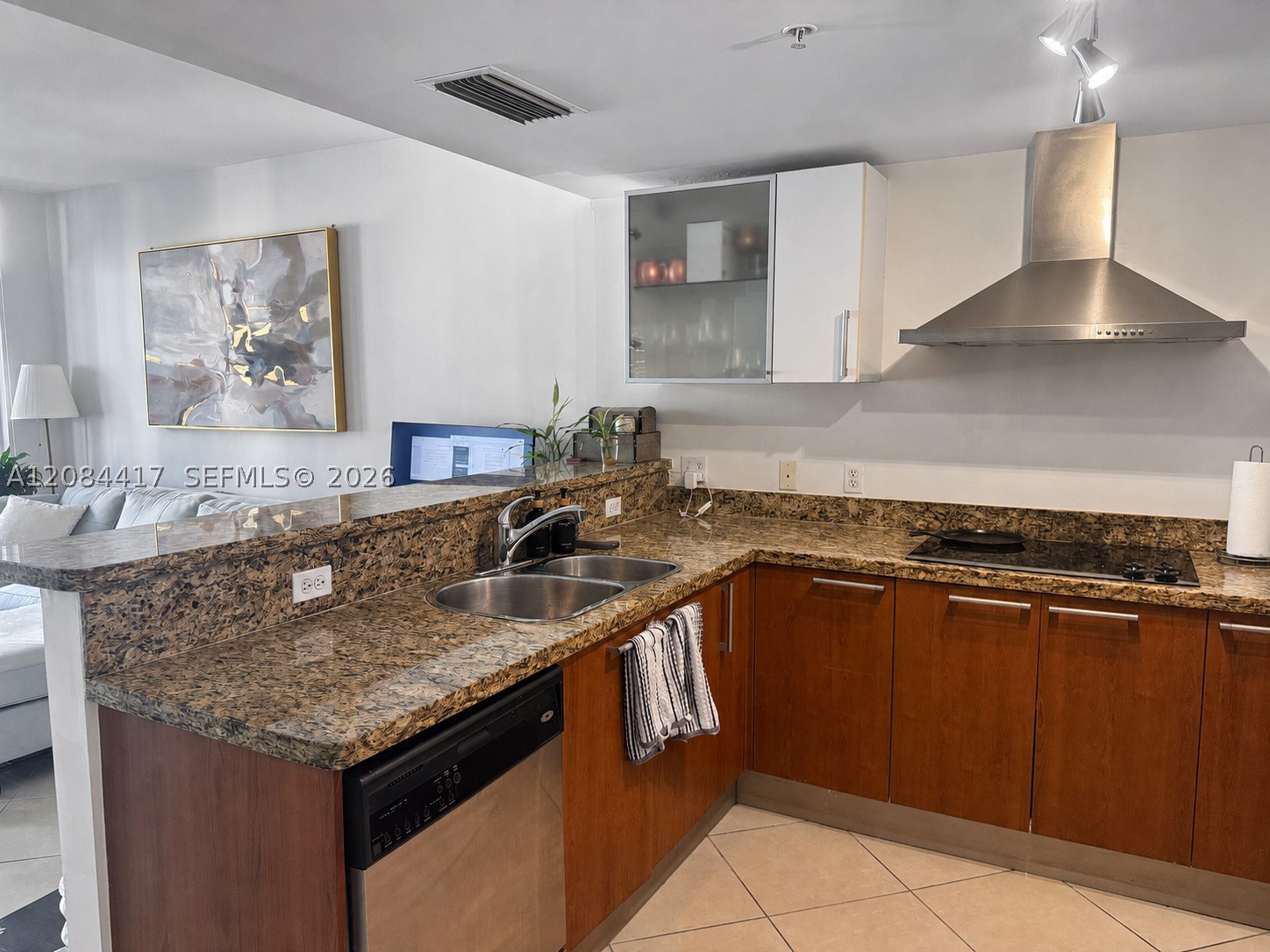 170 SE 14th St #2007, Miami FL 33131