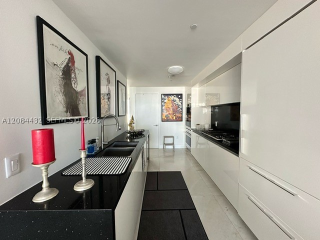 1 Collins Ave #602, Miami Beach FL 33139
