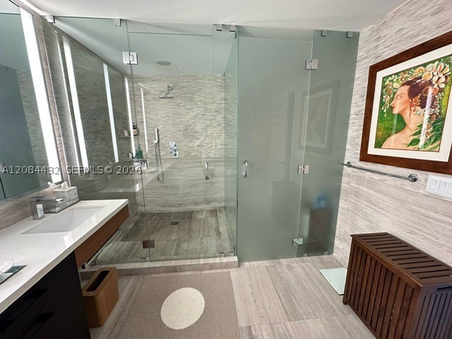 1 Collins Ave #602, Miami Beach FL 33139