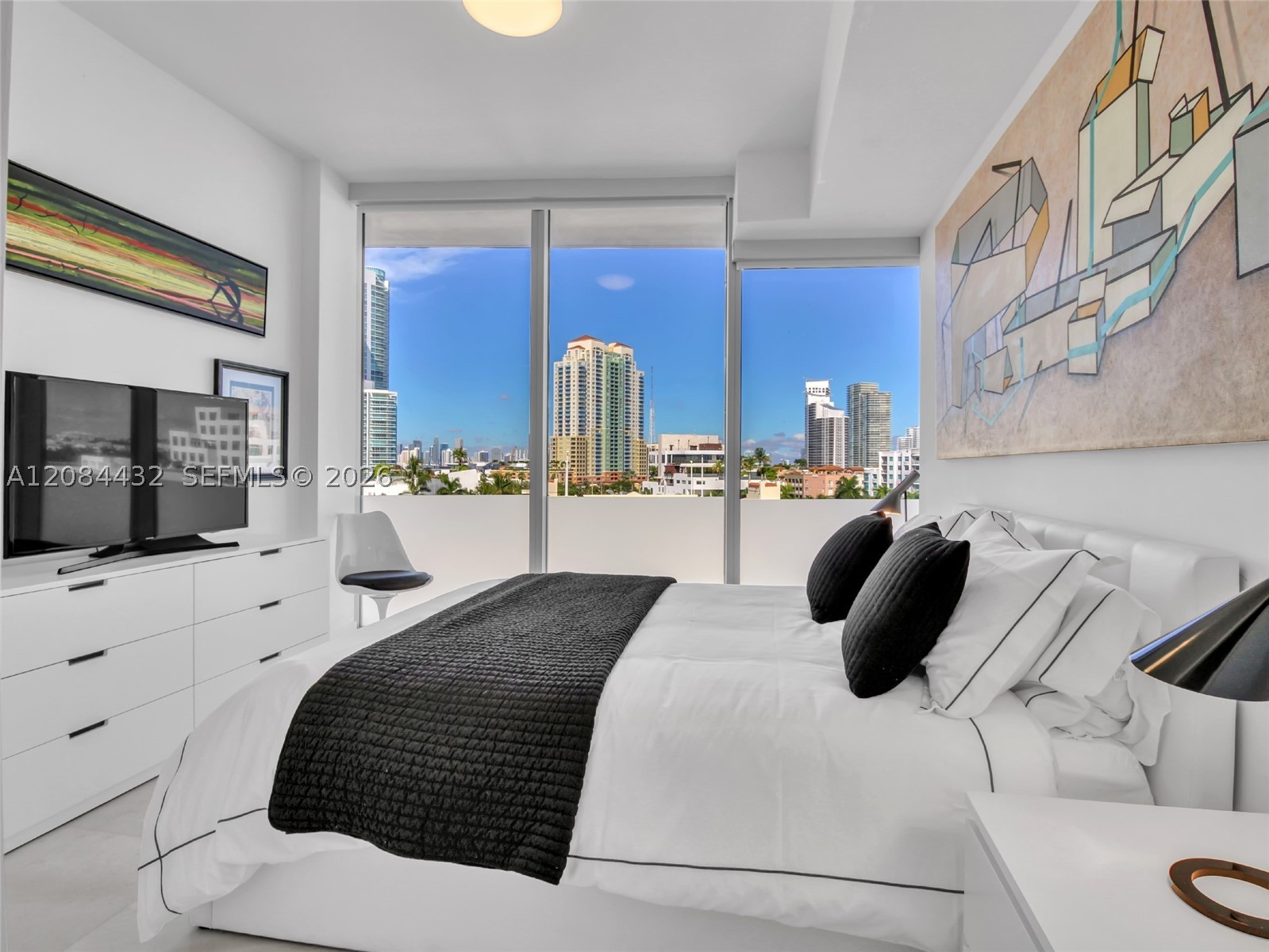 1 Collins Ave #602, Miami Beach FL 33139