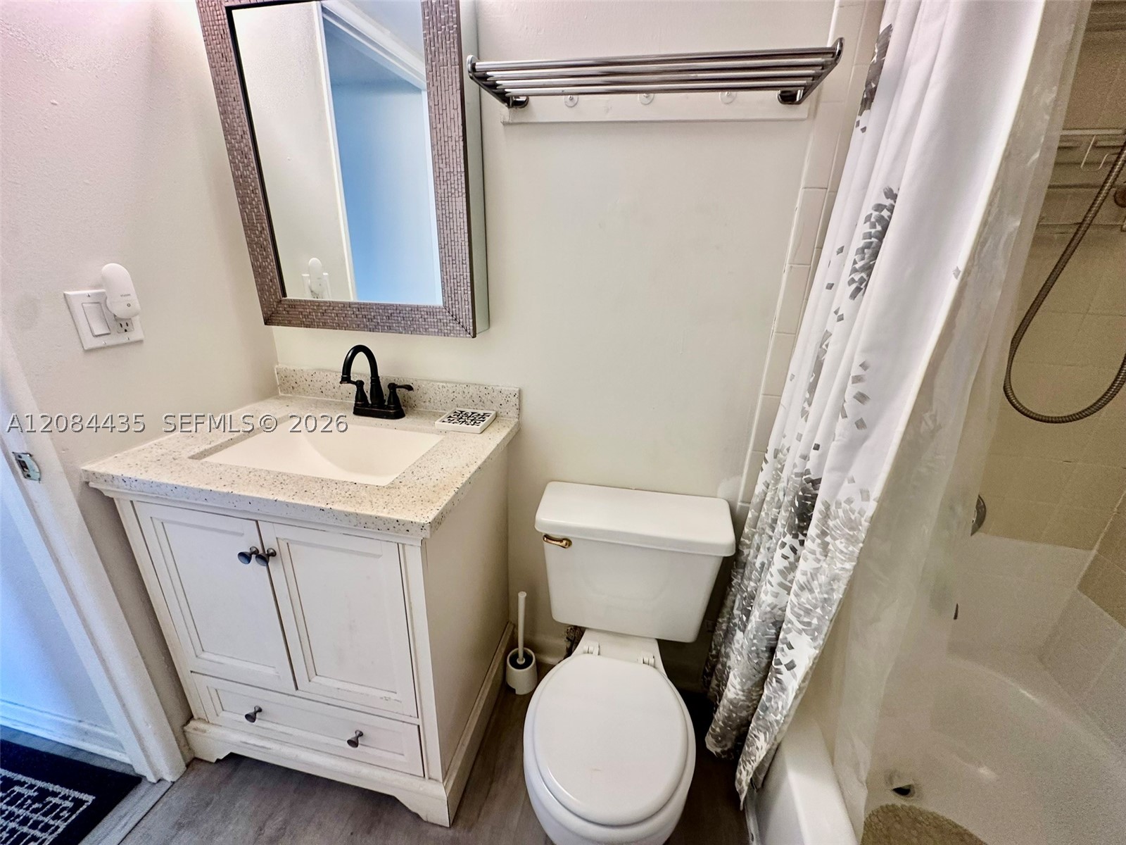 1740 NW N River Dr #516, Miami FL 33125