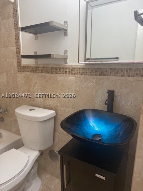 10851 SW 2nd St #K110, Sweetwater FL 33174