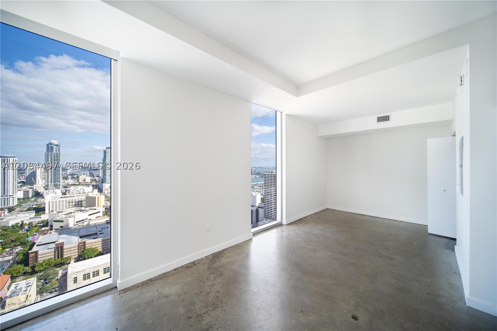 151 SE 1st St #PH08, Miami FL 33131