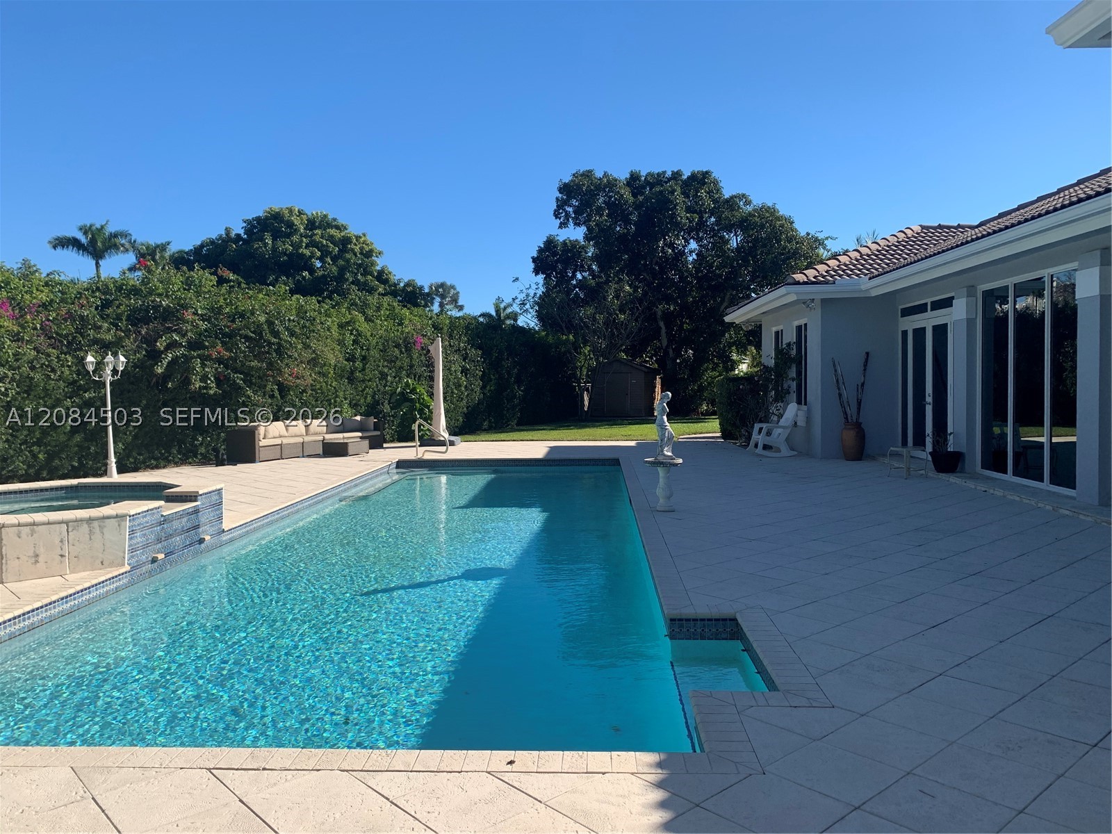 7625 SW 75th Ave, Miami FL 33143