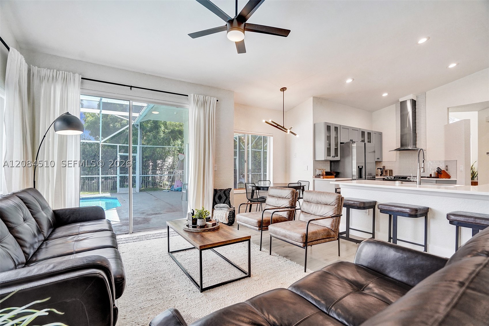 10261 SW 13th St #0, Pembroke Pines FL 33025