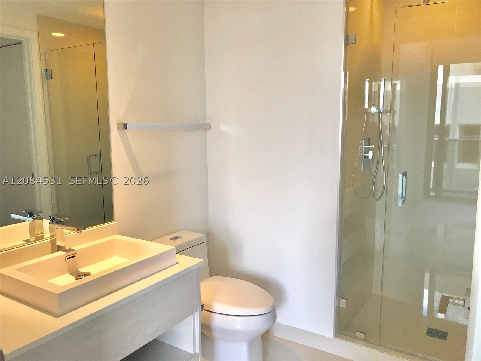 55 SW 9th St #2807, Miami FL 33130