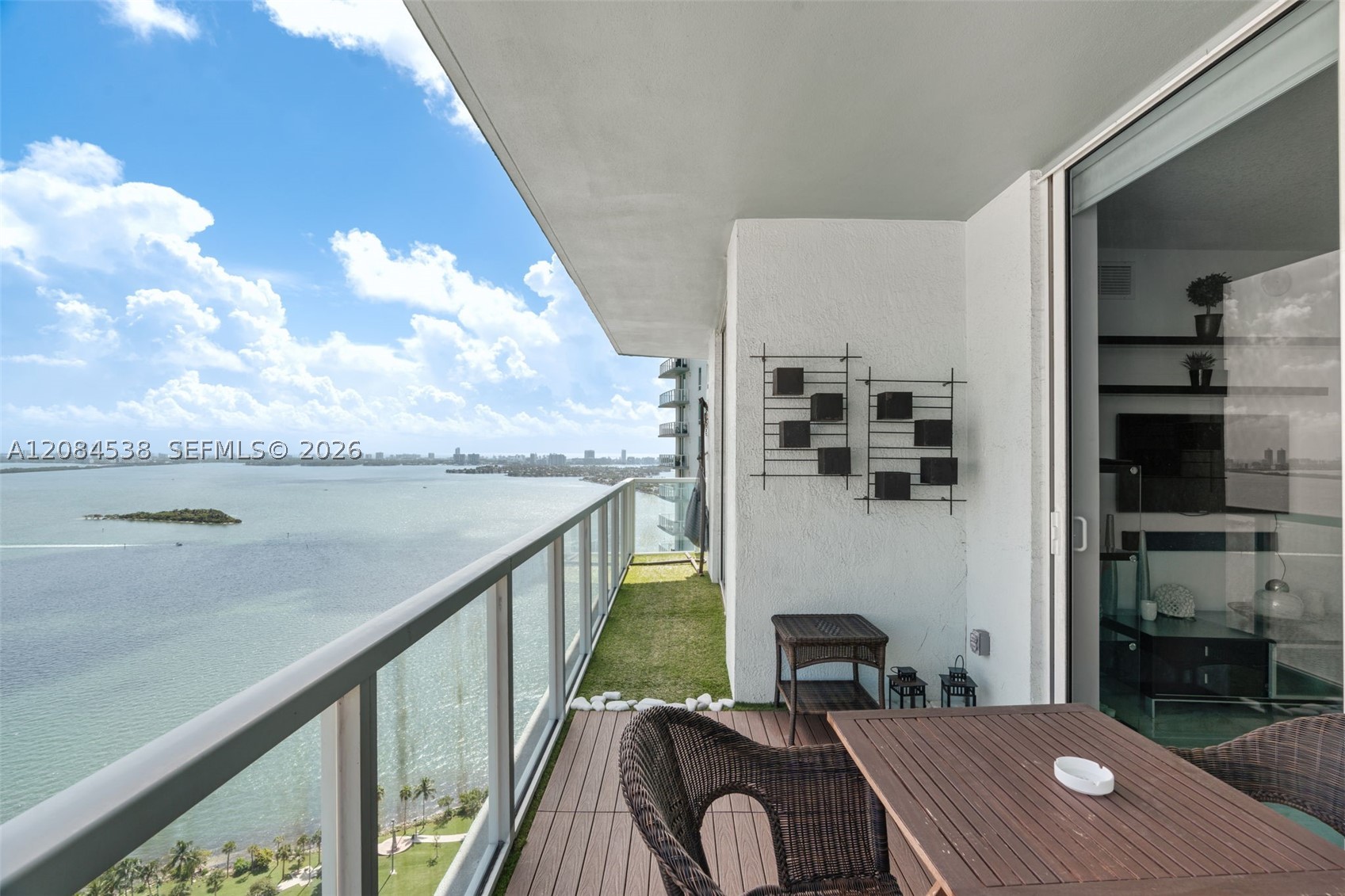 1900 N Bayshore Dr #3315, Miami FL 33132