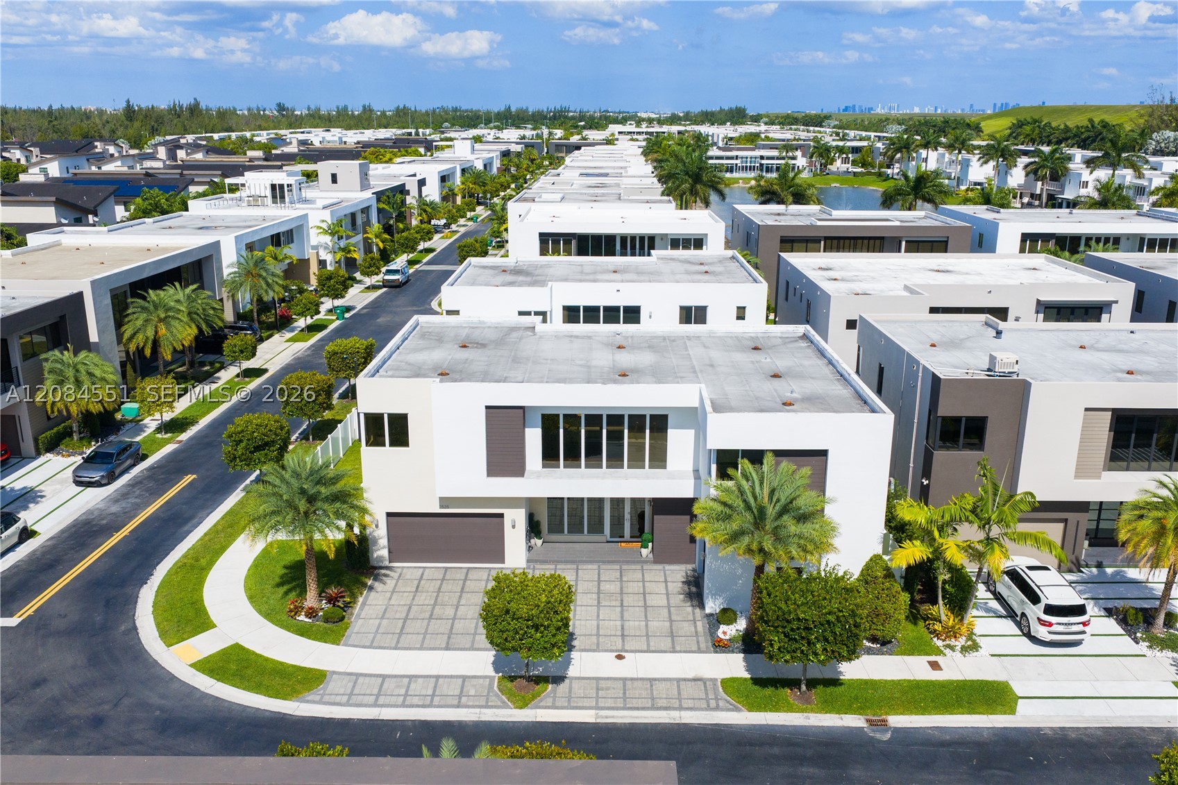 7525 NW 103rd Pl, Doral FL 33178