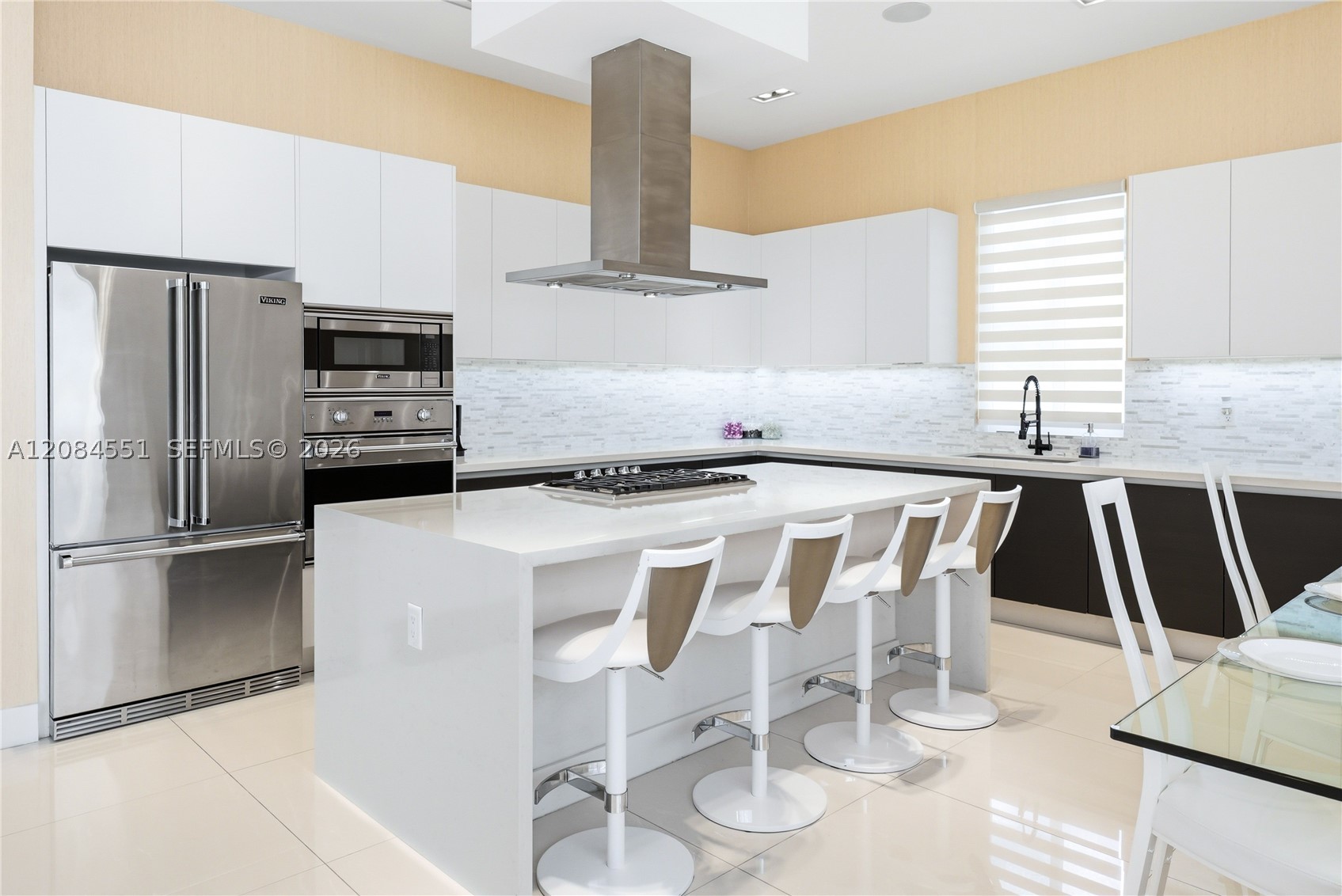 7525 NW 103rd Pl, Doral FL 33178