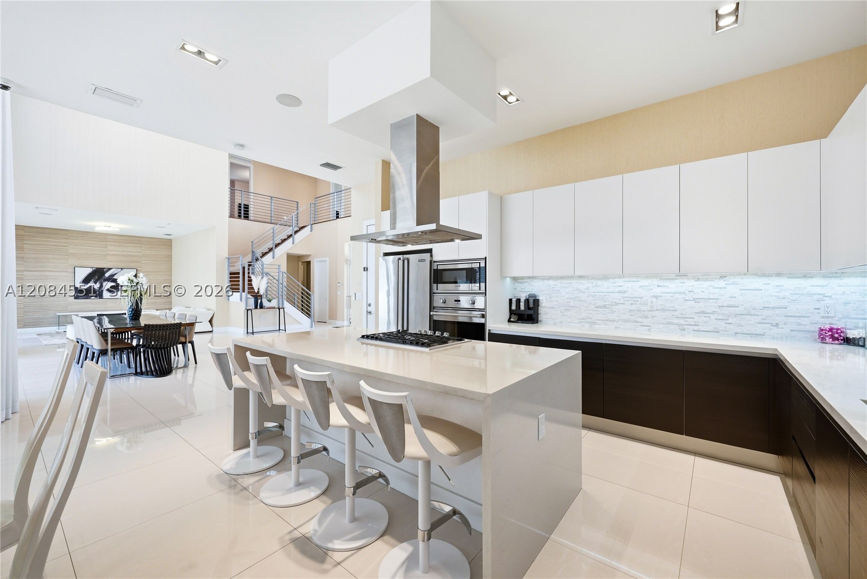 7525 NW 103rd Pl, Doral FL 33178