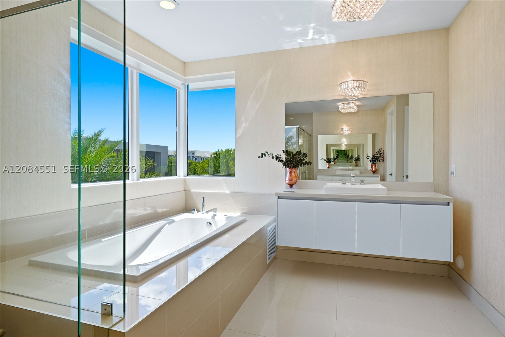 7525 NW 103rd Pl, Doral FL 33178