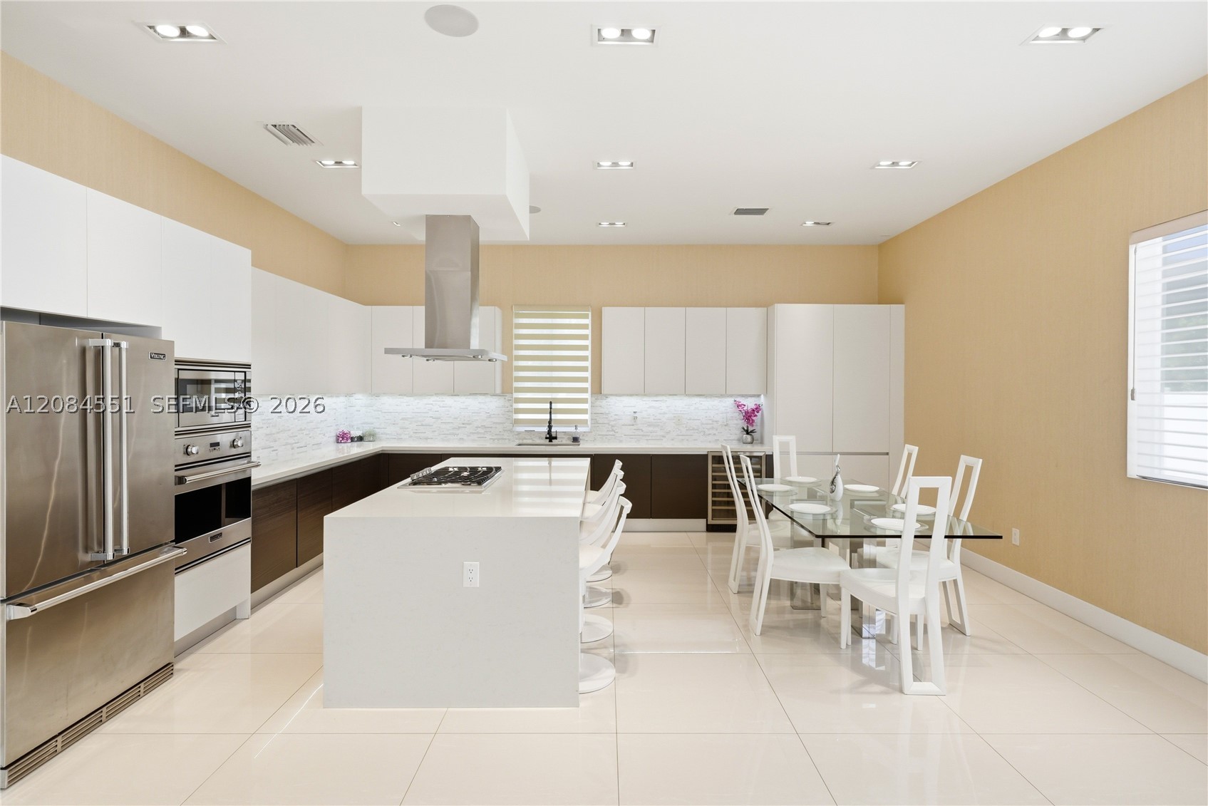 7525 NW 103rd Pl, Doral FL 33178