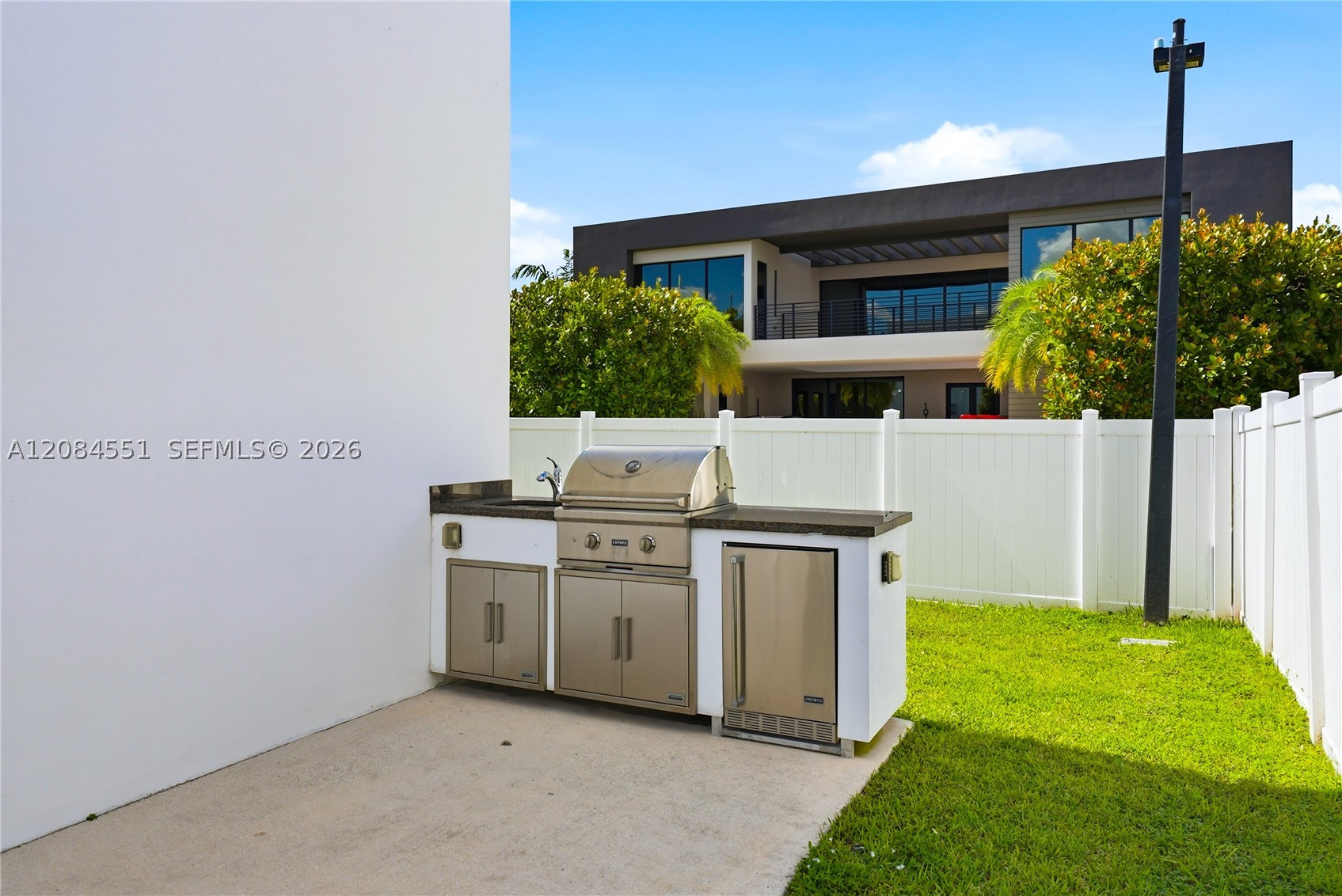 7525 NW 103rd Pl, Doral FL 33178