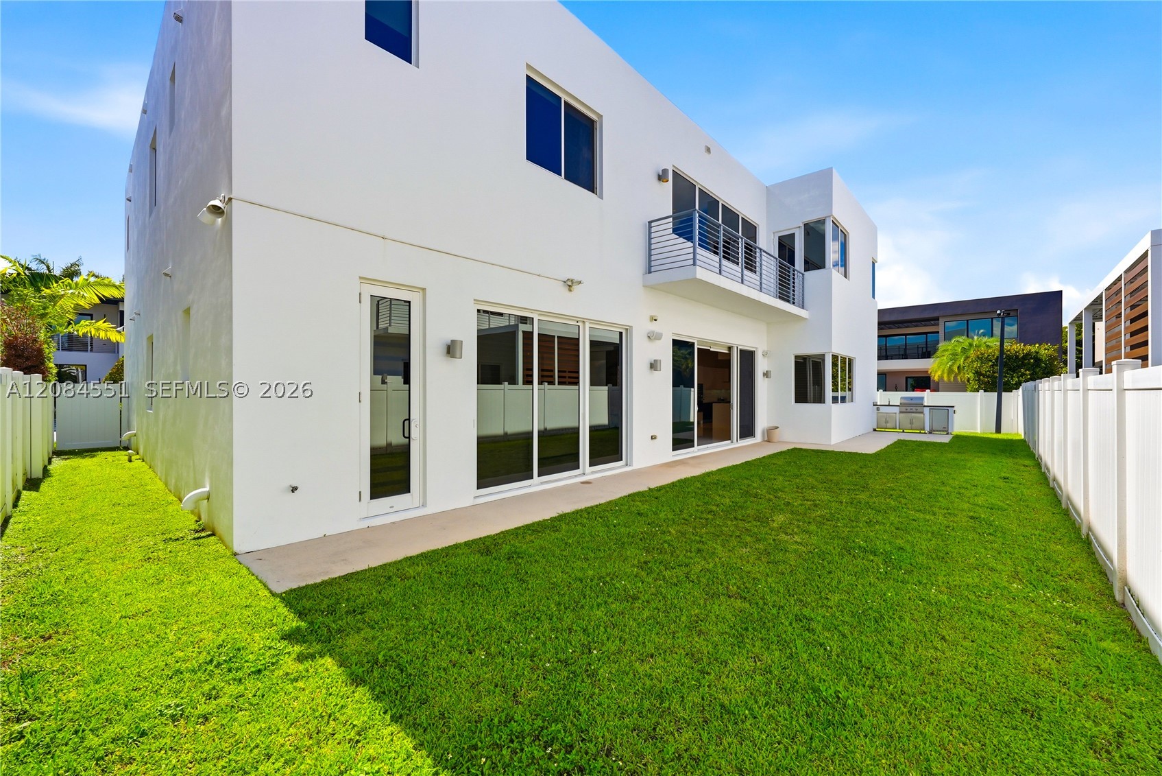 7525 NW 103rd Pl, Doral FL 33178
