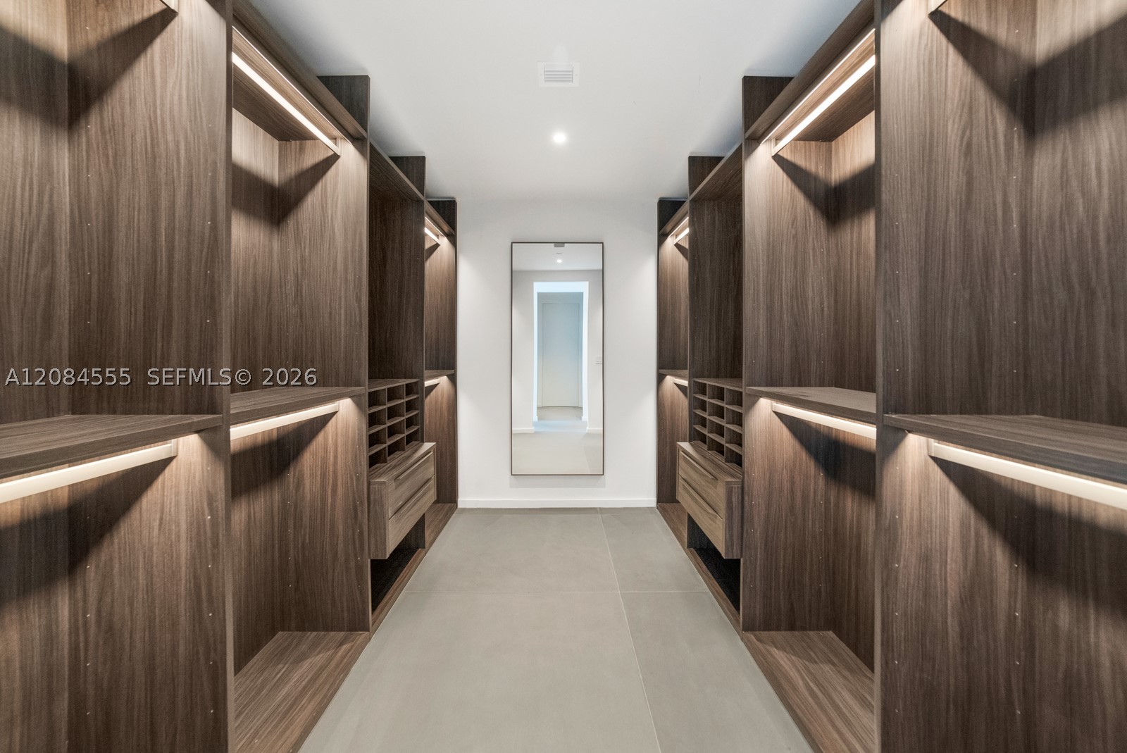 2000 S Ocean Dr #22A, Hallandale Beach FL 33009