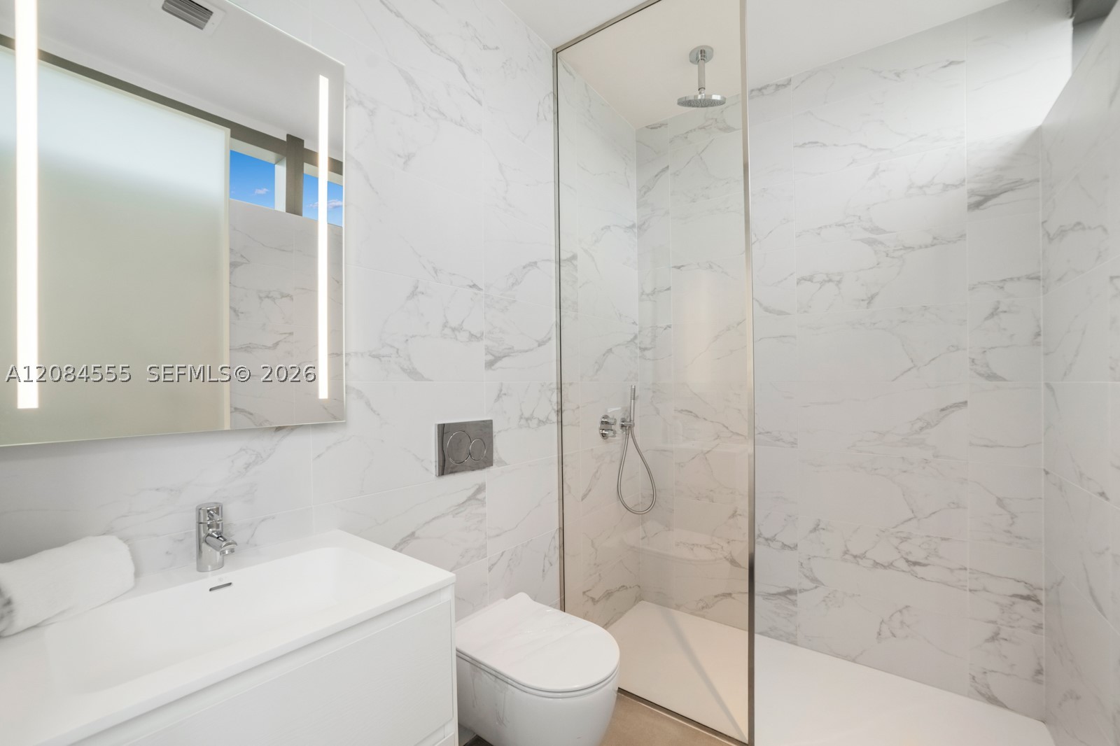 2000 S Ocean Dr #22A, Hallandale Beach FL 33009