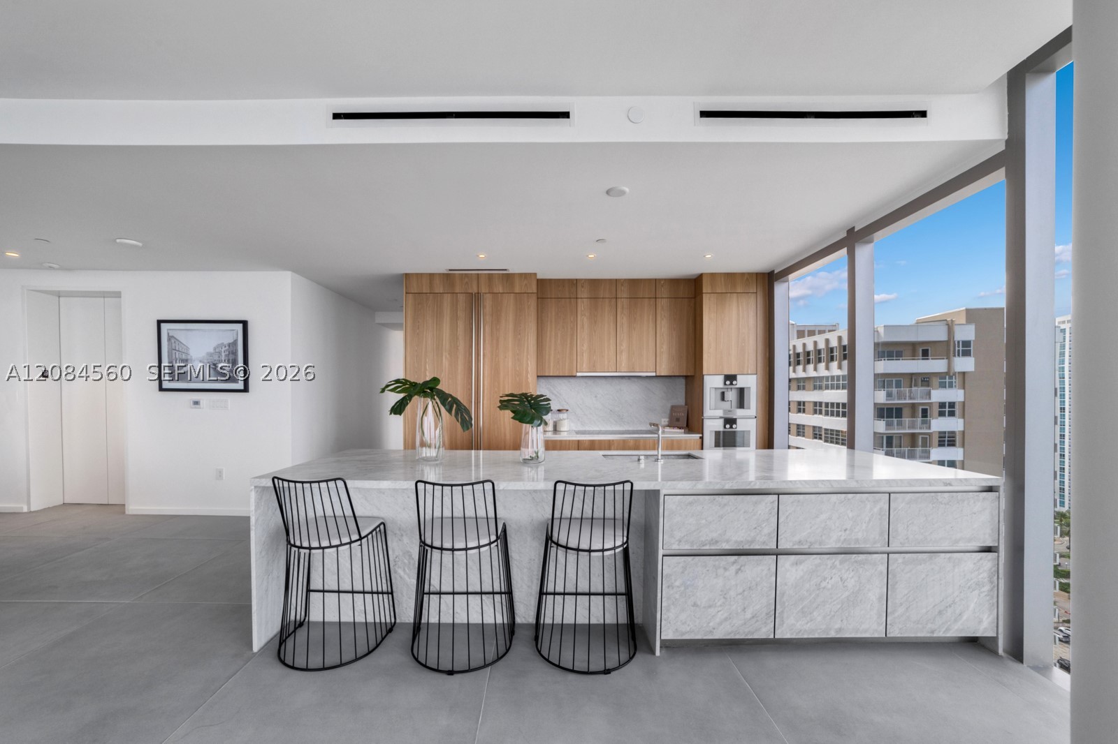 2000 S Ocean Dr #19A, Hallandale Beach FL 33009