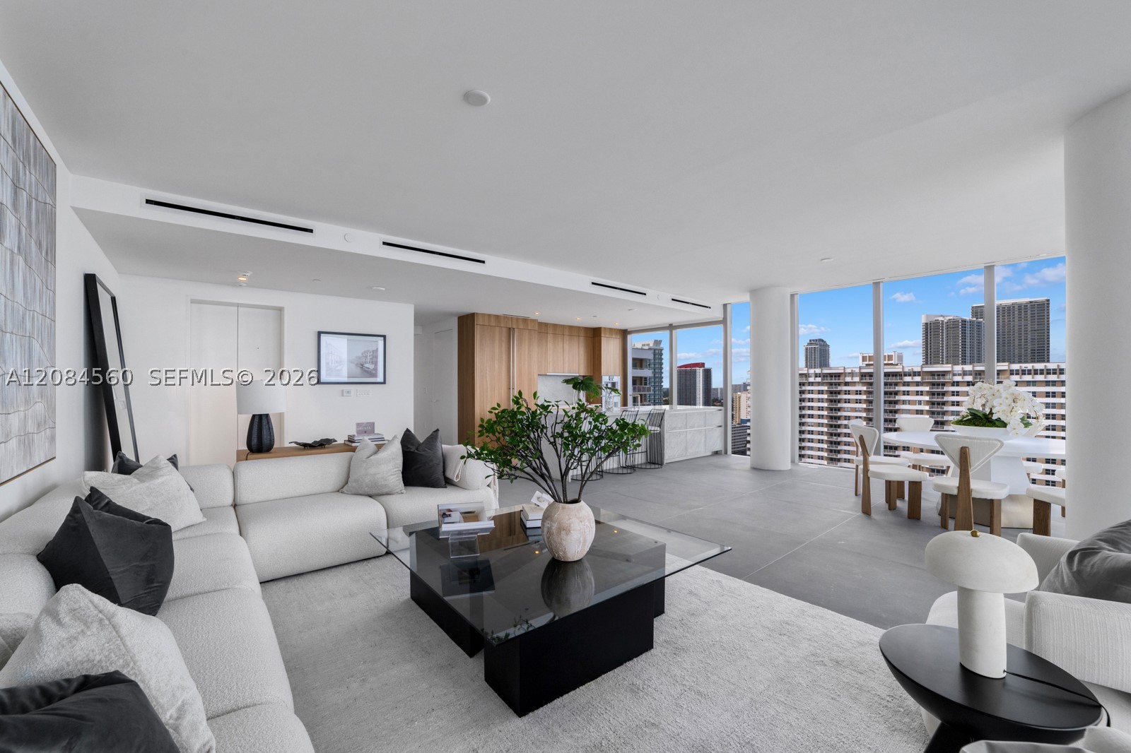 2000 S Ocean Dr #19A, Hallandale Beach FL 33009