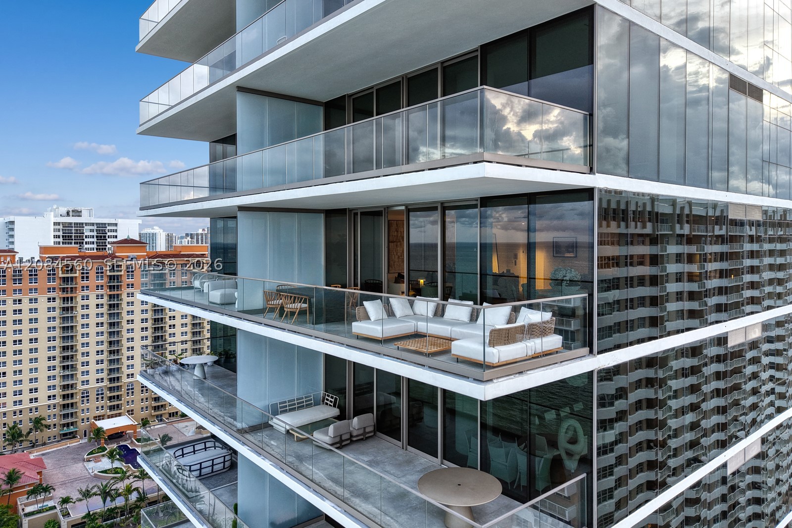 2000 S Ocean Dr #19A, Hallandale Beach FL 33009