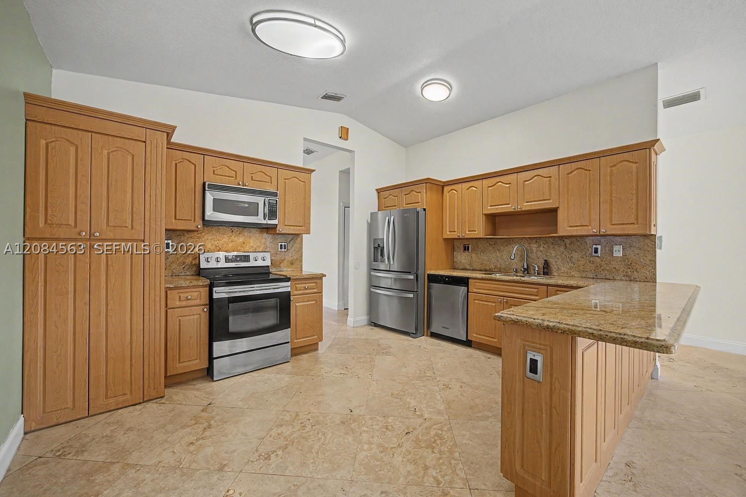 309 SW 2nd St, Florida City FL 33034