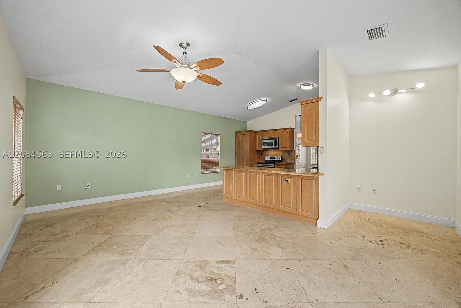 309 SW 2nd St, Florida City FL 33034
