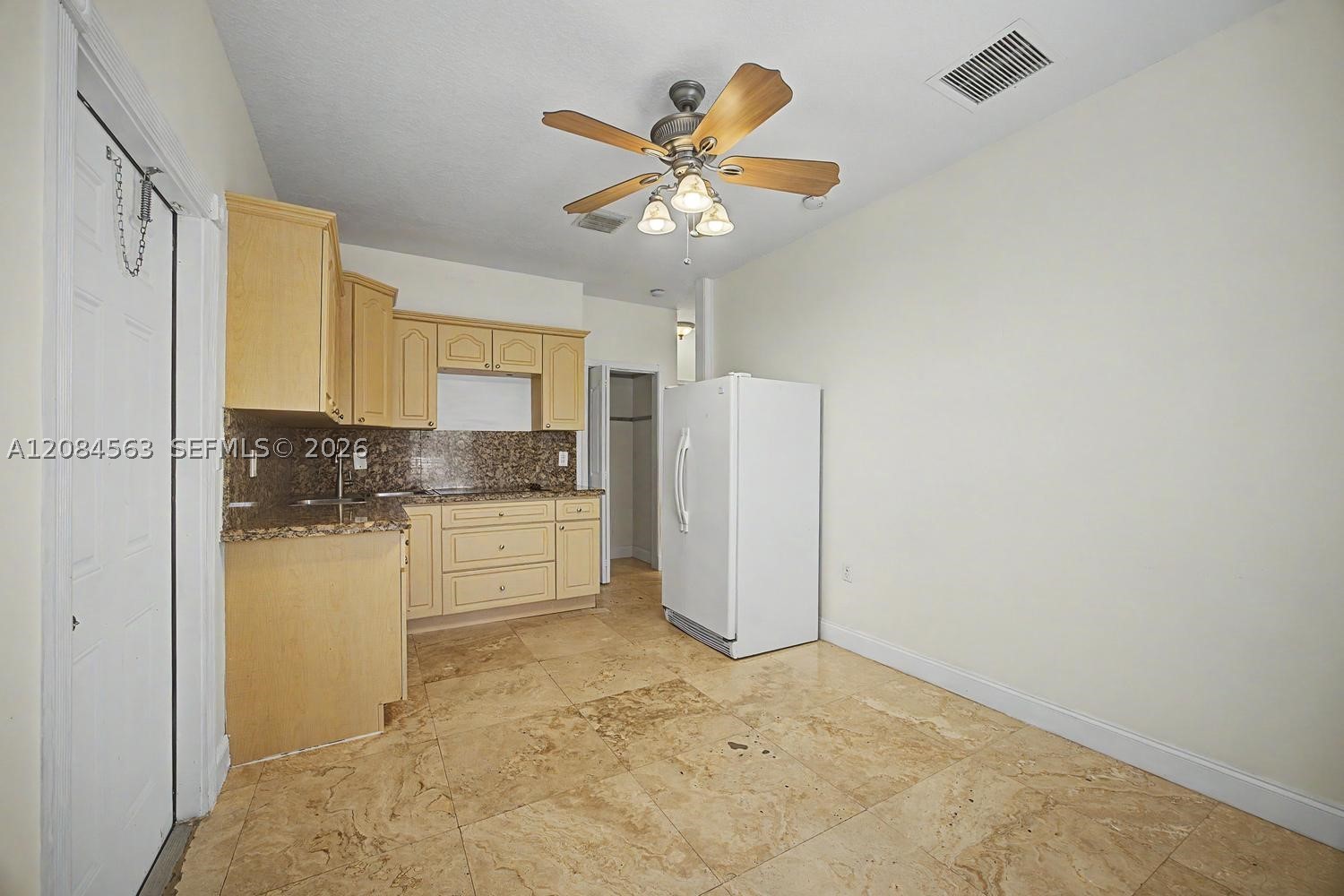 309 SW 2nd St, Florida City FL 33034
