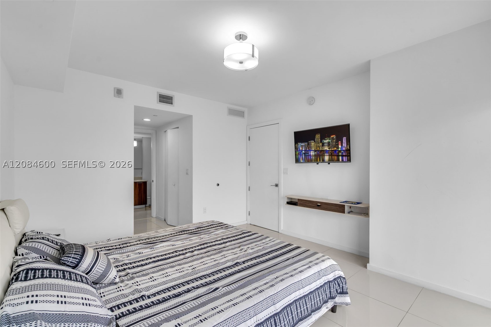 5252 NW 85th Ave #1709, Doral FL 33166