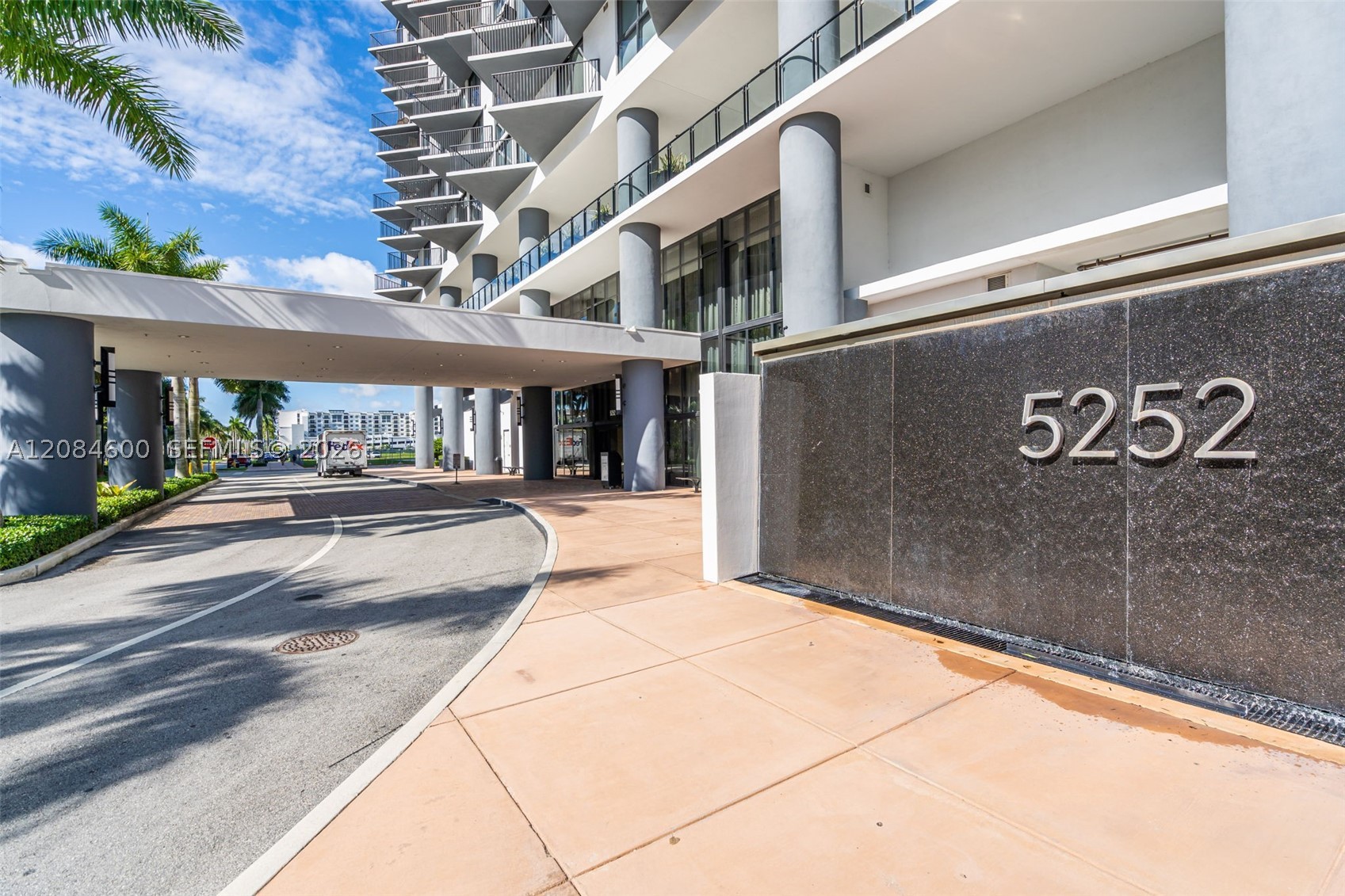 5252 NW 85th Ave #1709, Doral FL 33166