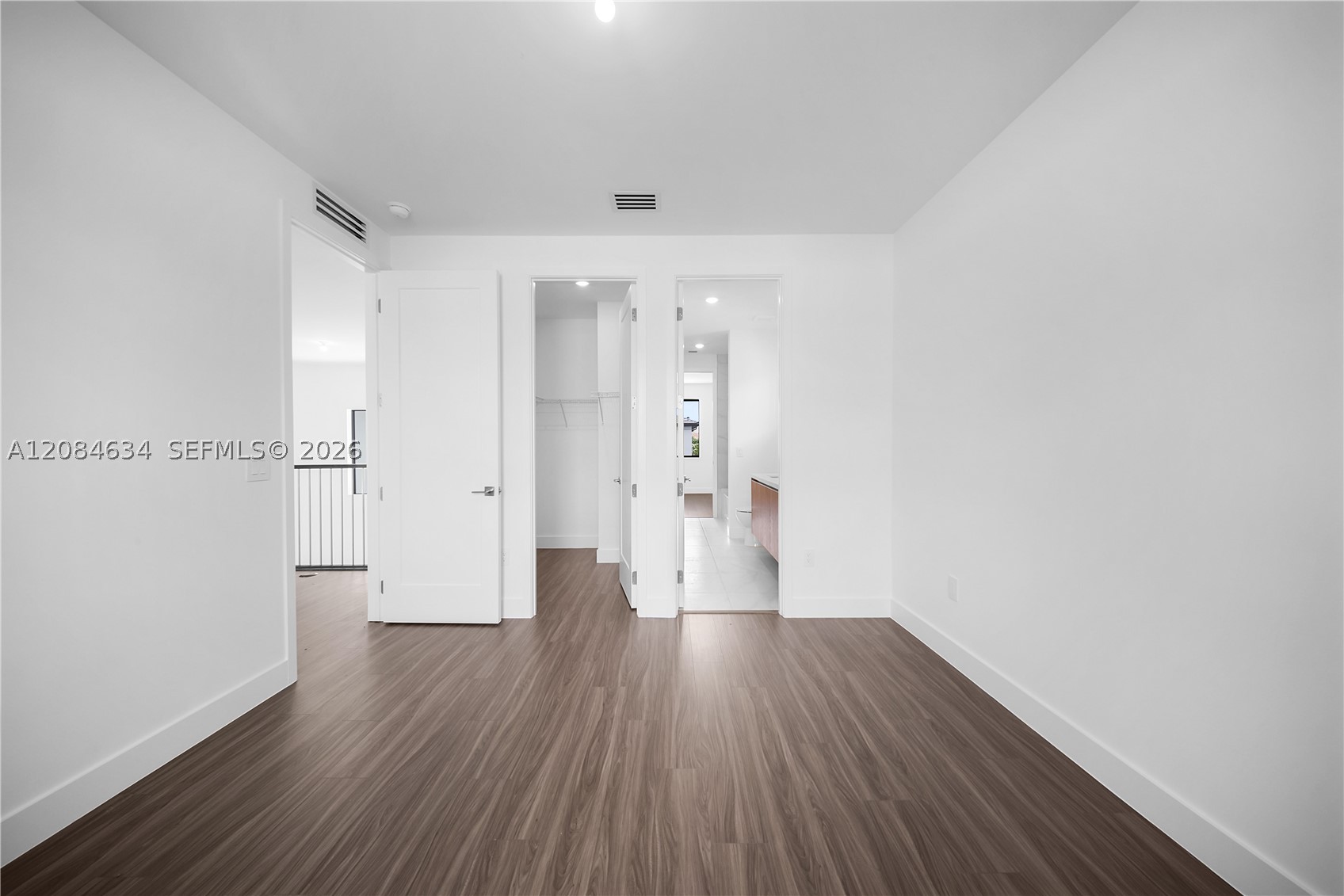 19581 NE 14th Ave, Miami FL 33179