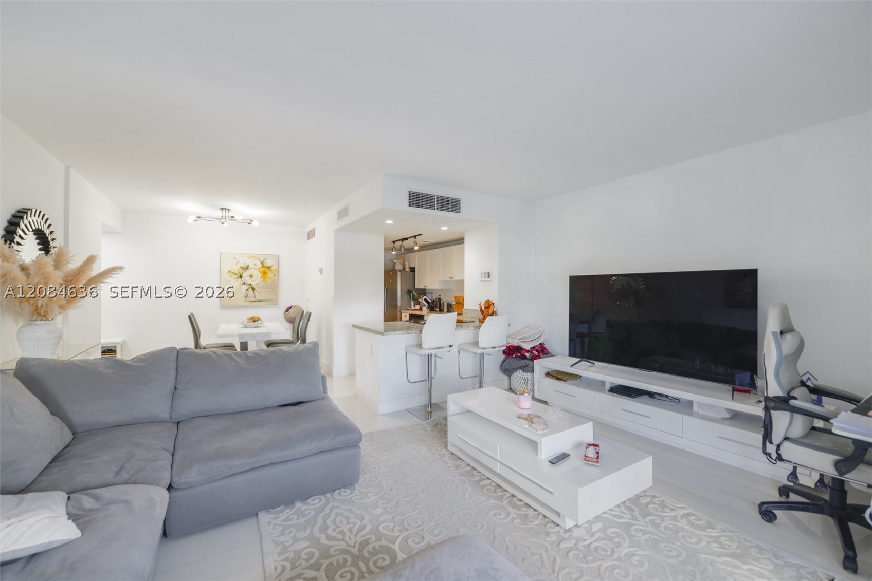 880 NE 69th St #5L, Miami FL 33138