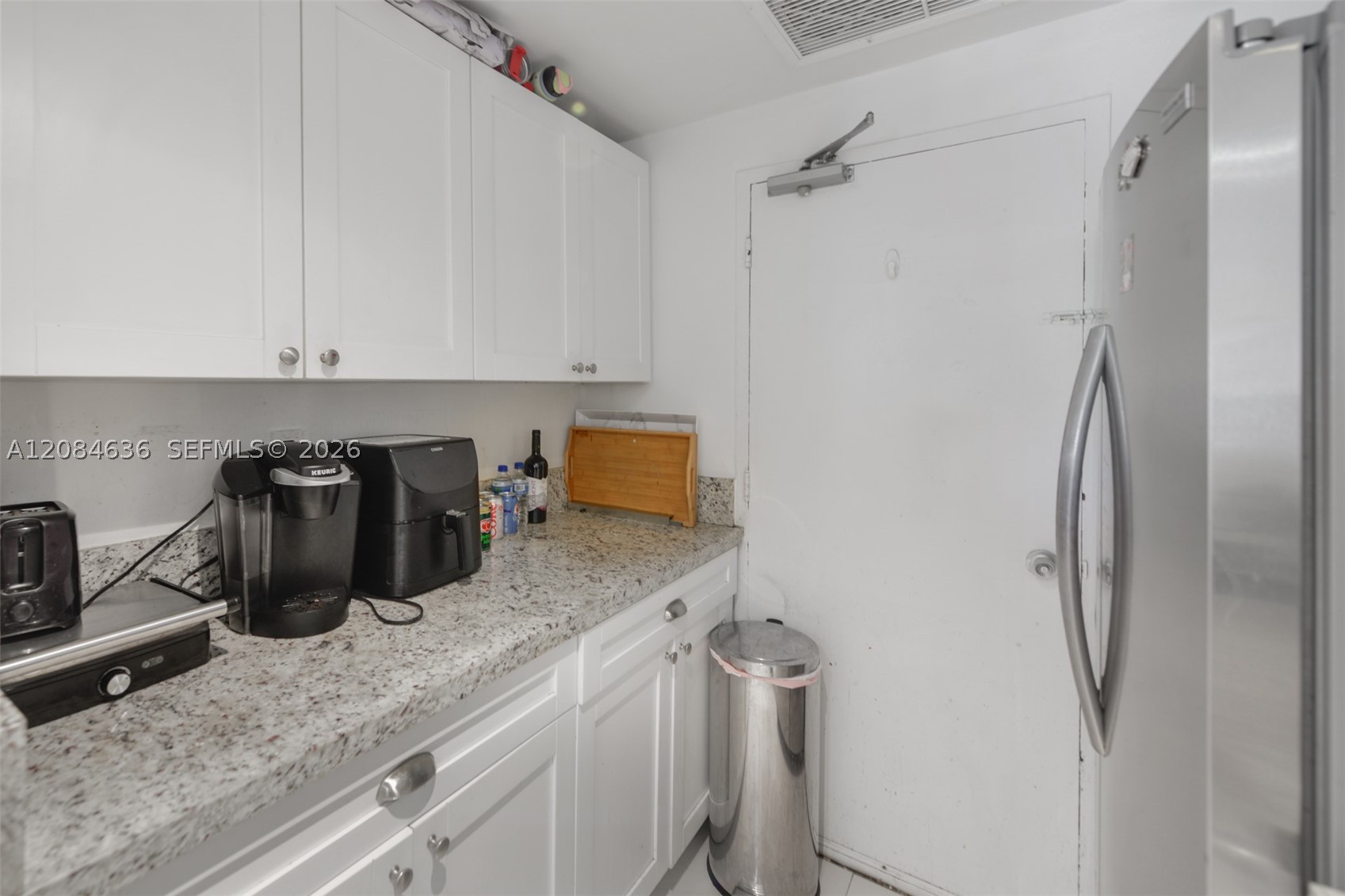 880 NE 69th St #5L, Miami FL 33138