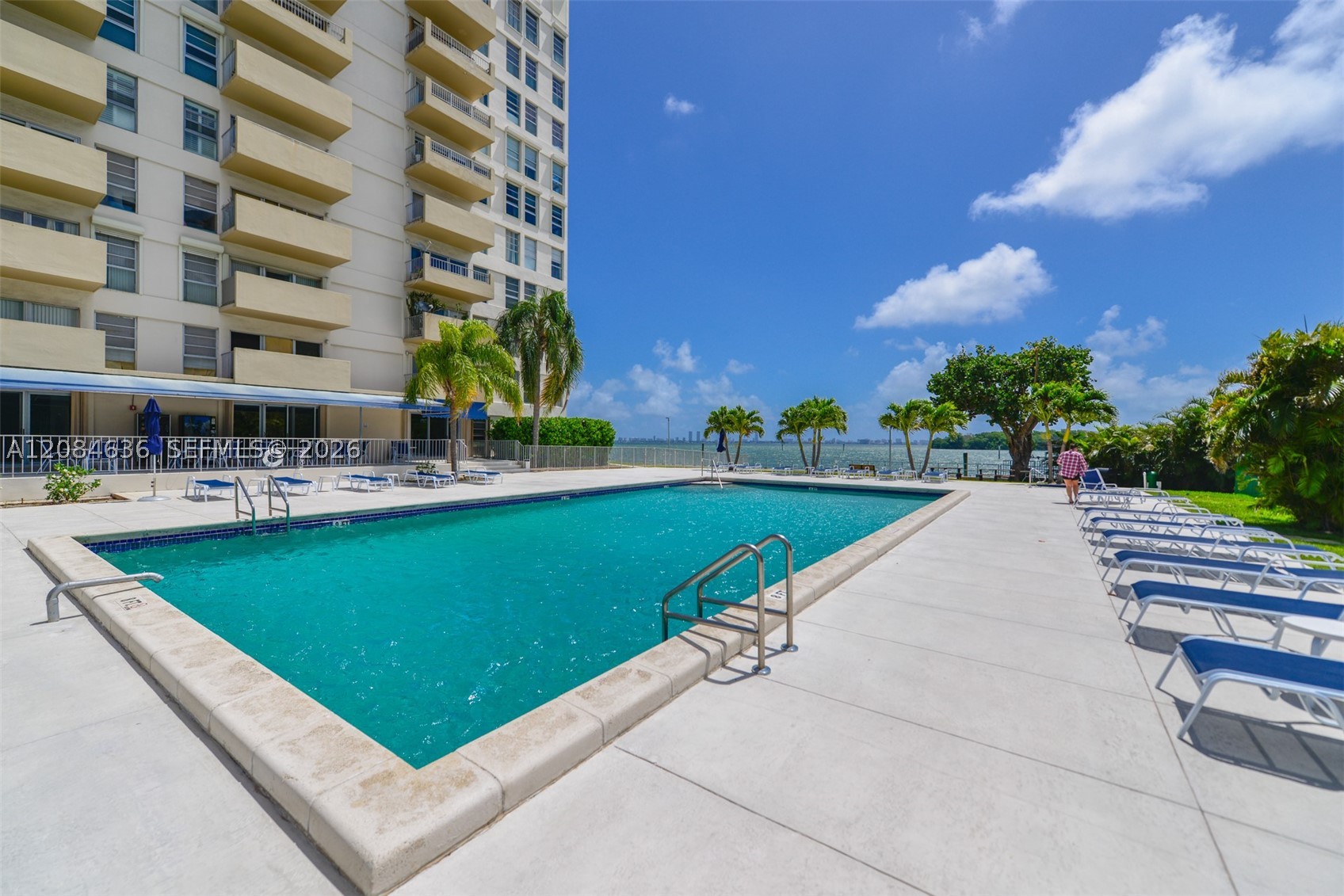 880 NE 69th St #5L, Miami FL 33138