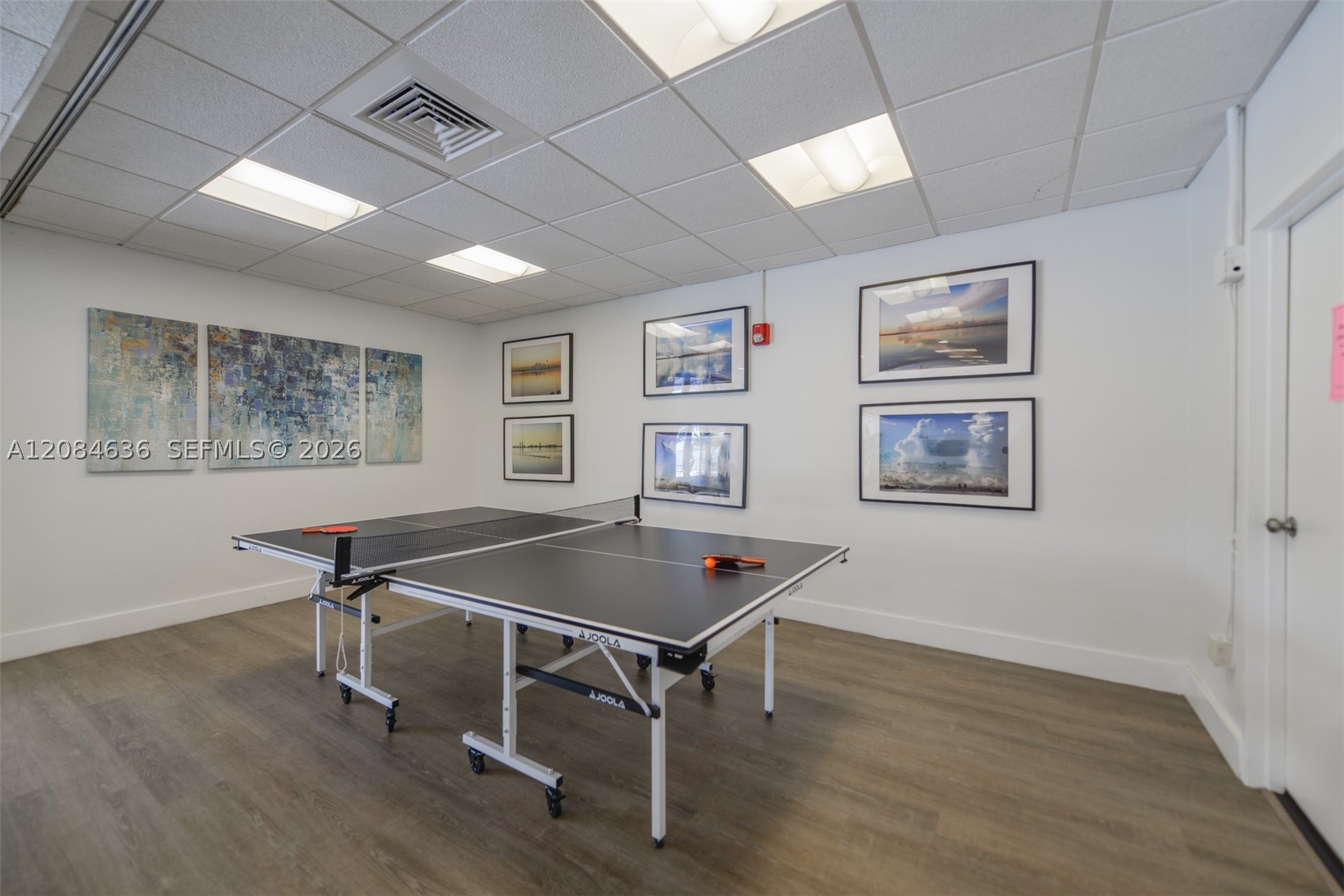 880 NE 69th St #5L, Miami FL 33138