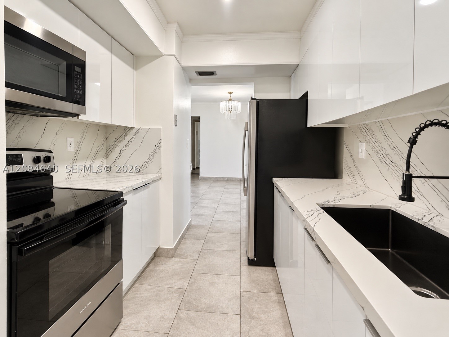 5055 NW 7th St #708, Miami FL 33126