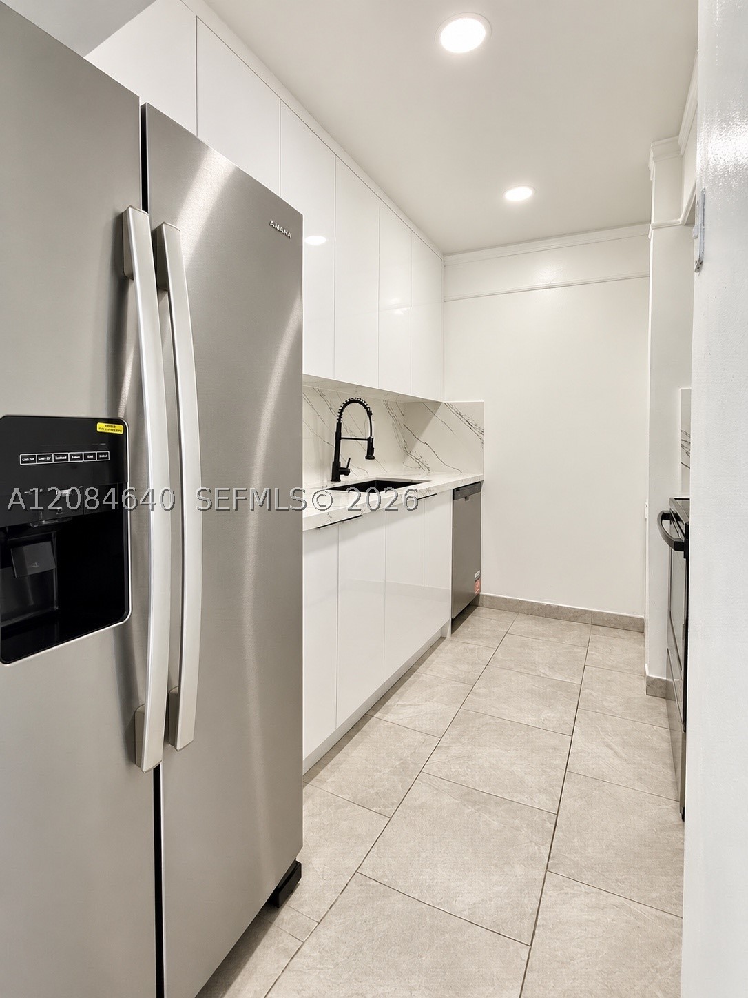 5055 NW 7th St #708, Miami FL 33126