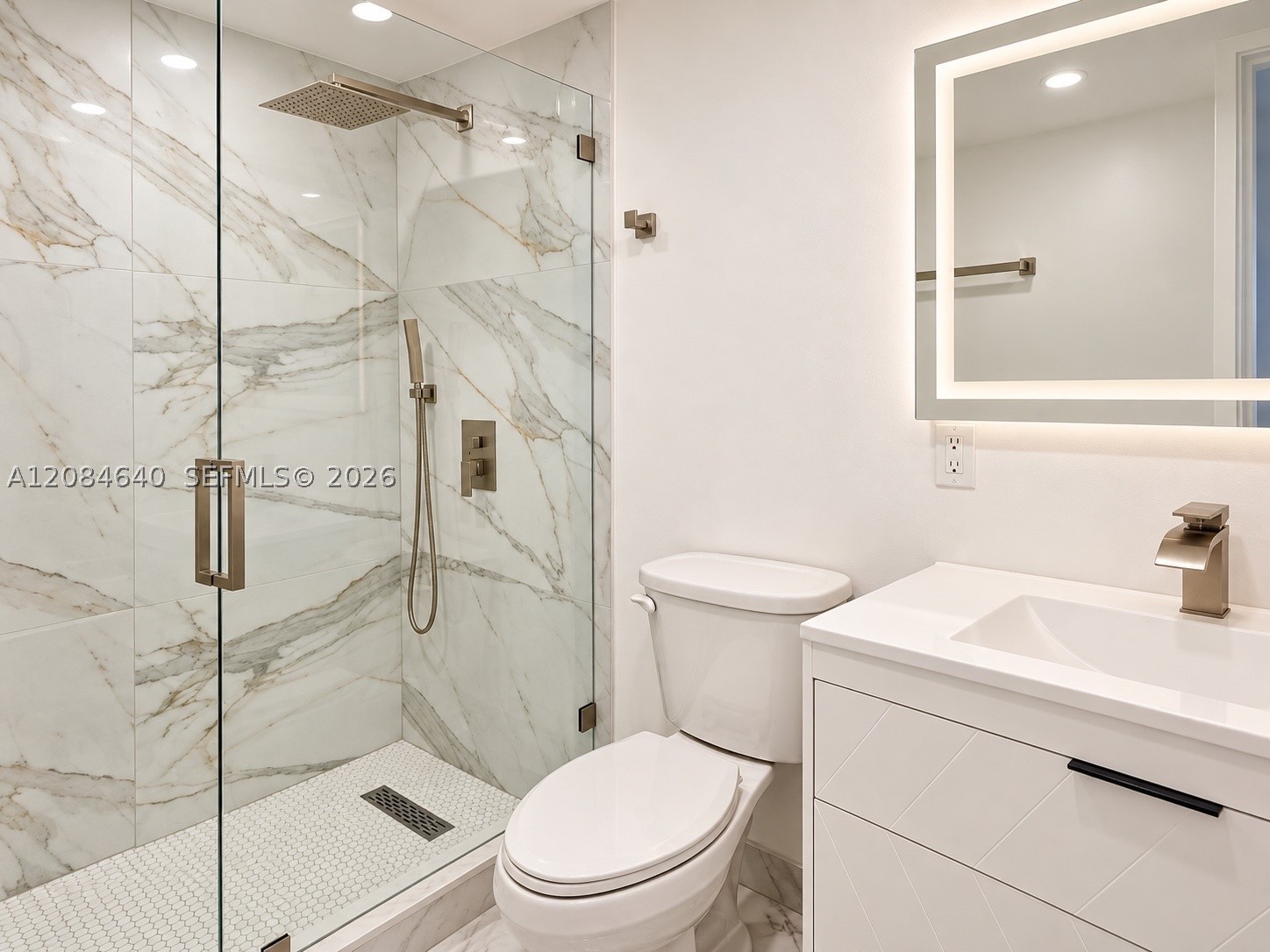 5055 NW 7th St #708, Miami FL 33126