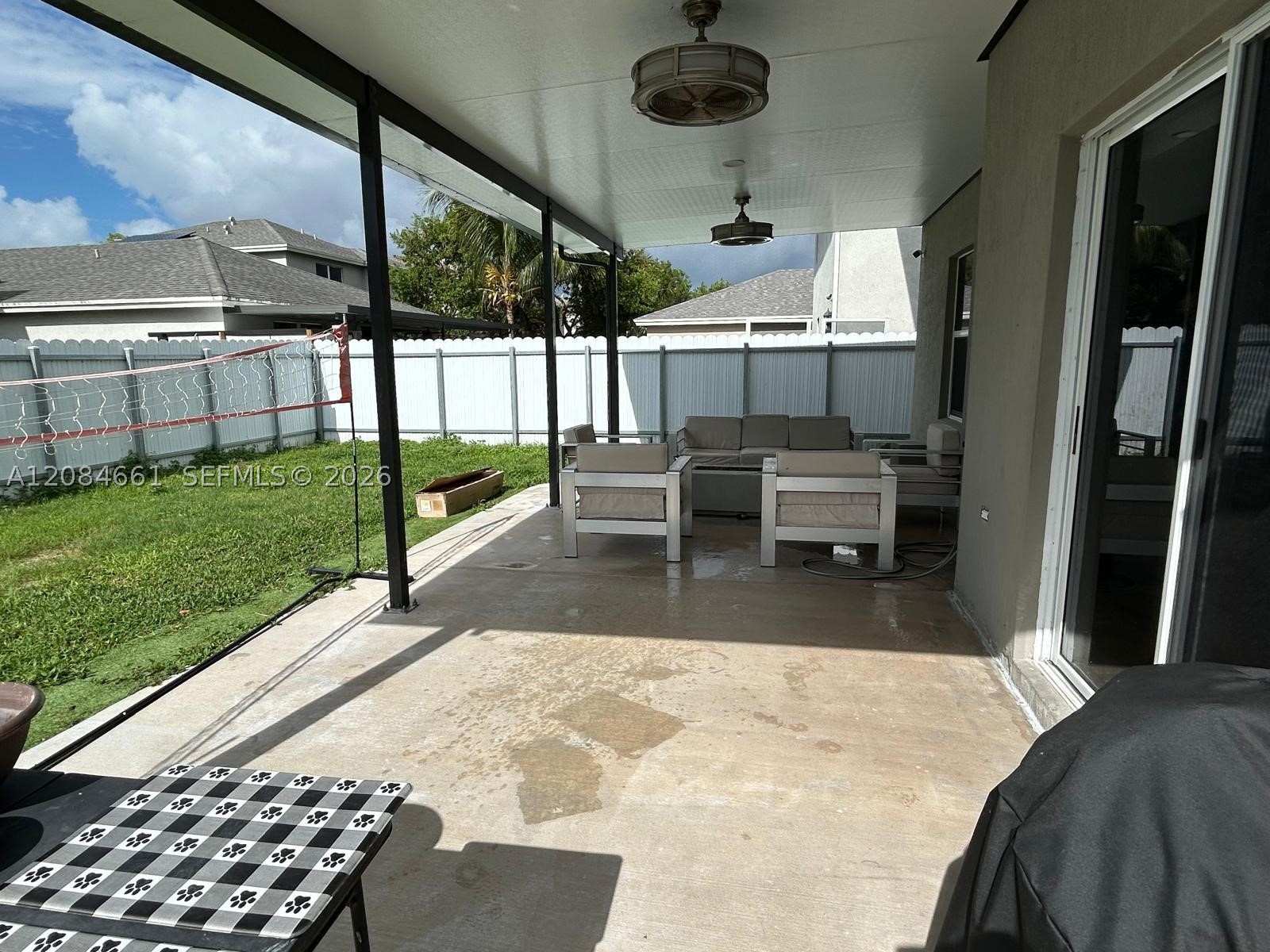 631 NE 4th Ter, Florida City FL 33034
