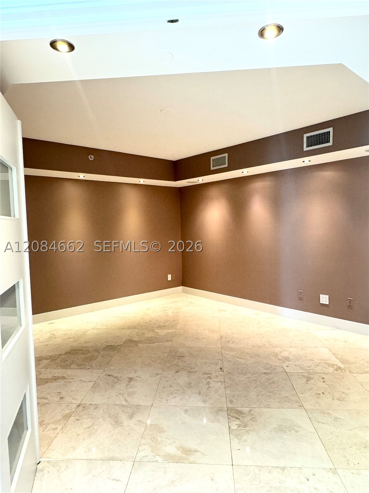 3301 NE 183rd St #2003, Aventura FL 33160